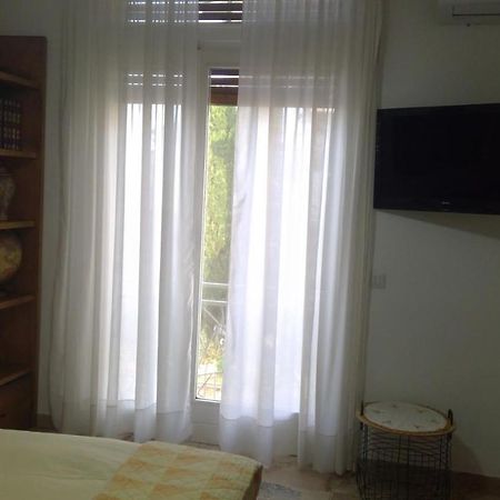B&B Magenta Kültér fotó