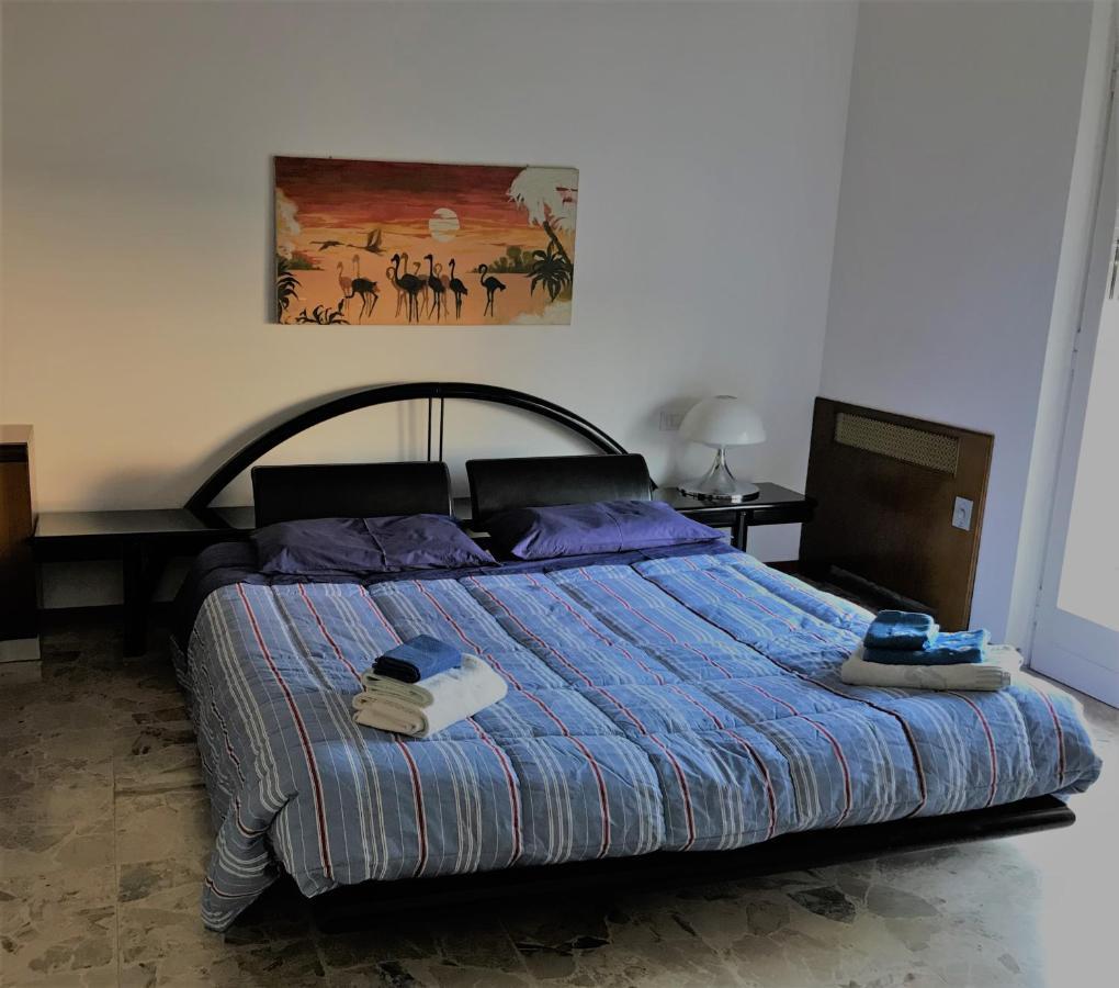 B&B Magenta Kültér fotó